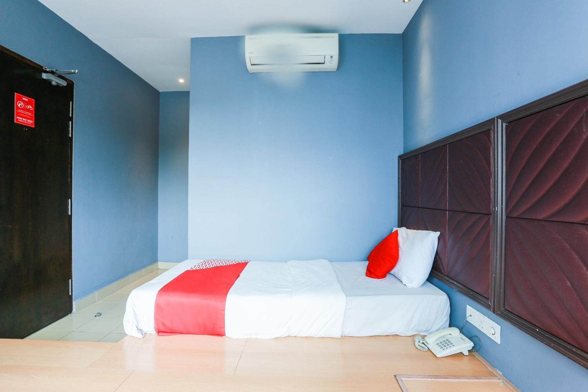 OYO 763 Tazara Hotel Shah Alam Dış mekan fotoğraf