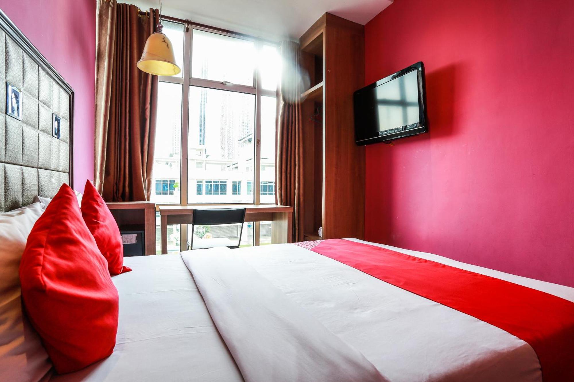 OYO 763 Tazara Hotel Shah Alam Dış mekan fotoğraf