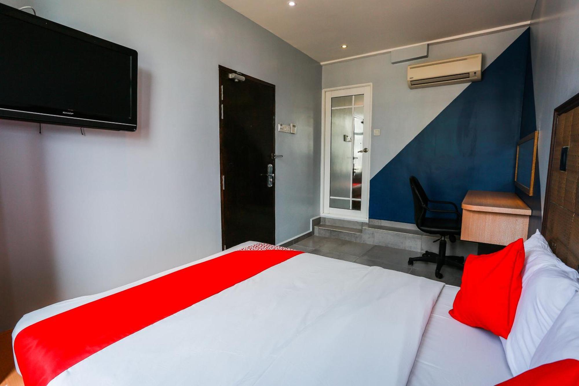 OYO 763 Tazara Hotel Shah Alam Dış mekan fotoğraf